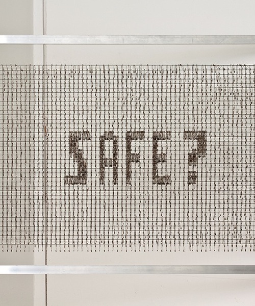 safe?; Wandobjekt; Metall; 130 x 240 x 10 cm; 2007